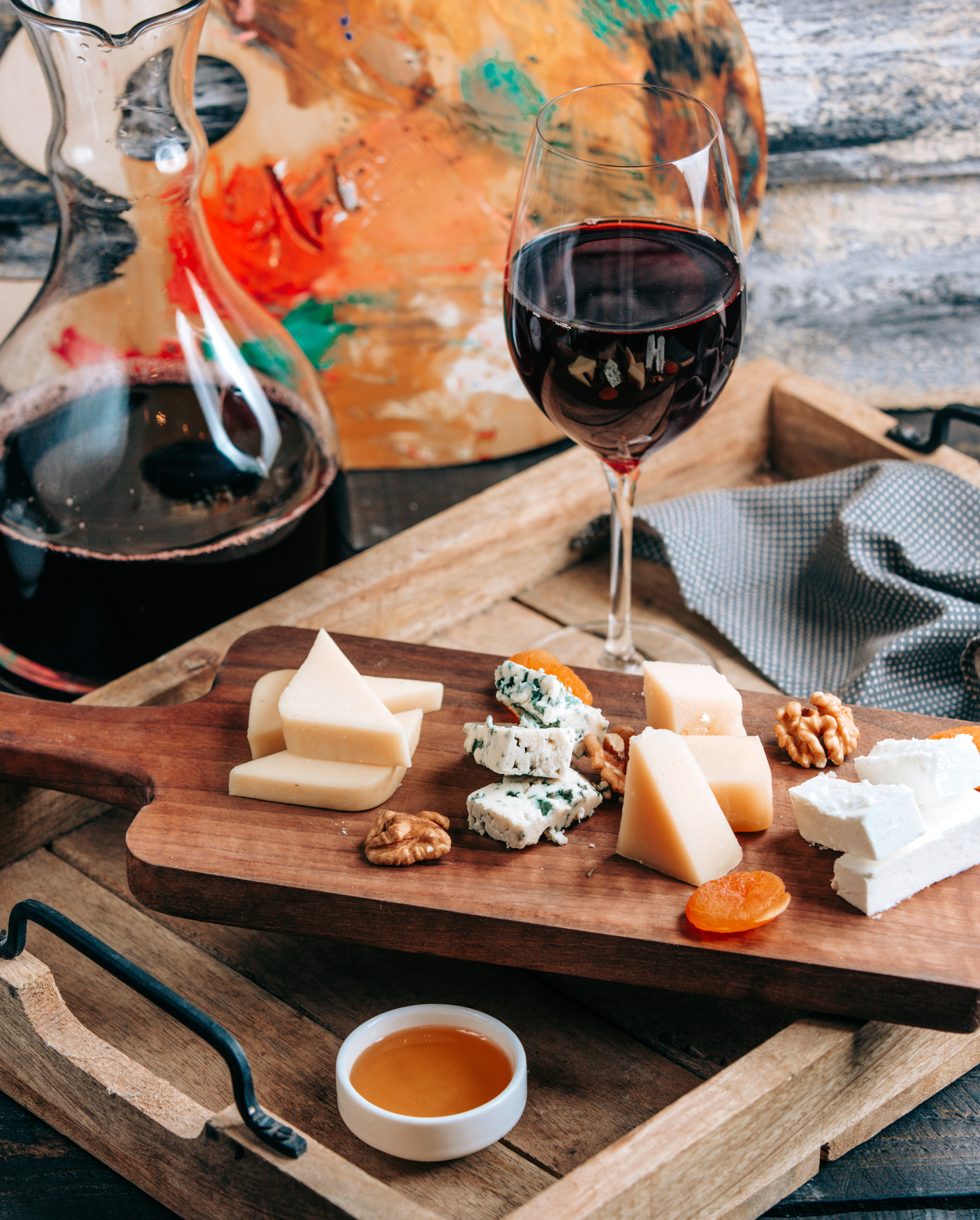 The Harmony of Wine and Cheese
in French Cuisine